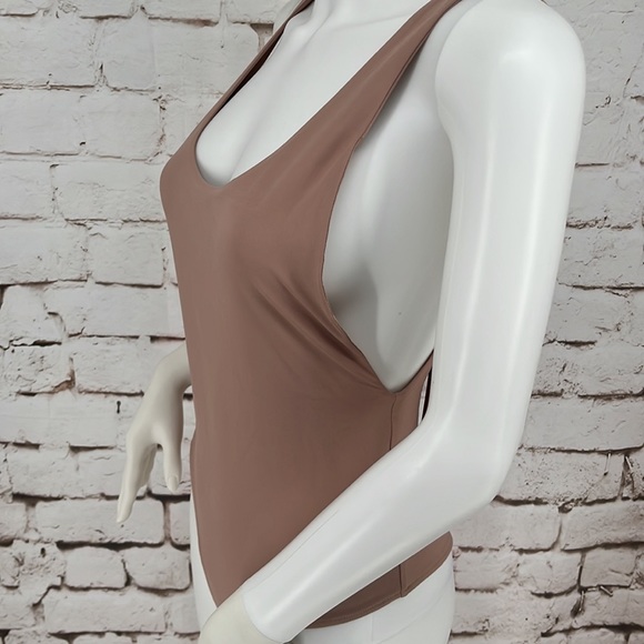 🆕ReoRia Bodysuit, Size M - Picture 4 of 7